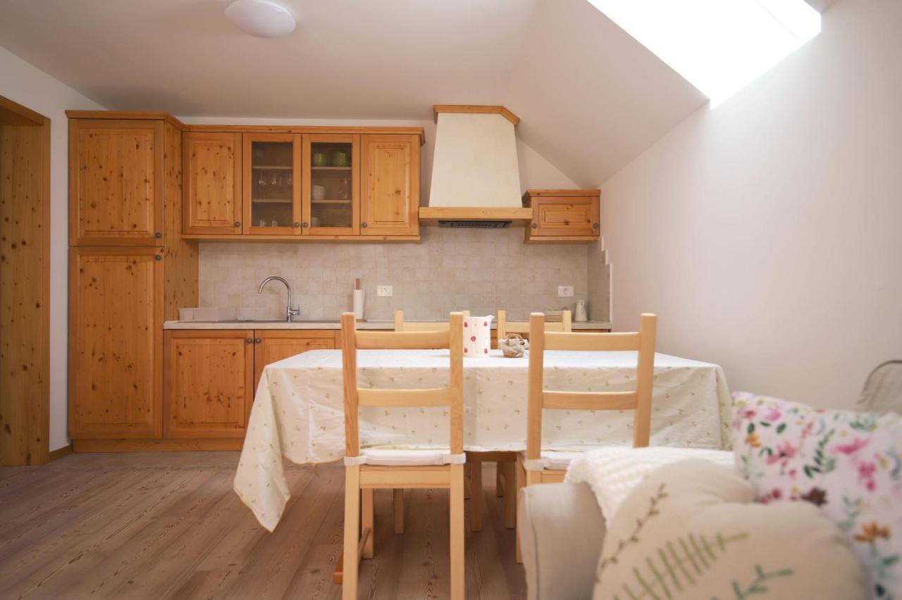 Apartments Pr' Speli ボーヒニ エクステリア 写真