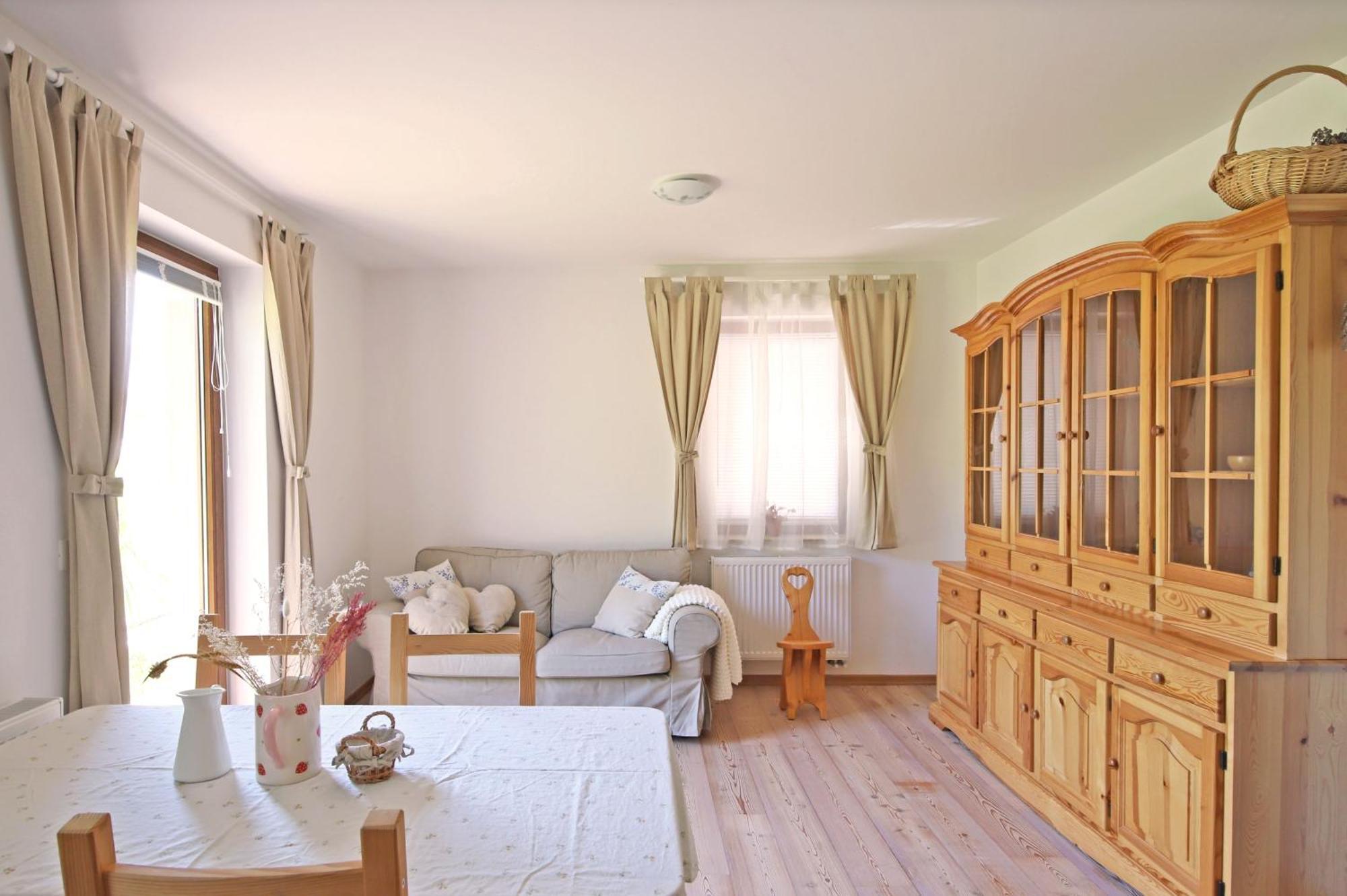 Apartments Pr' Speli ボーヒニ エクステリア 写真